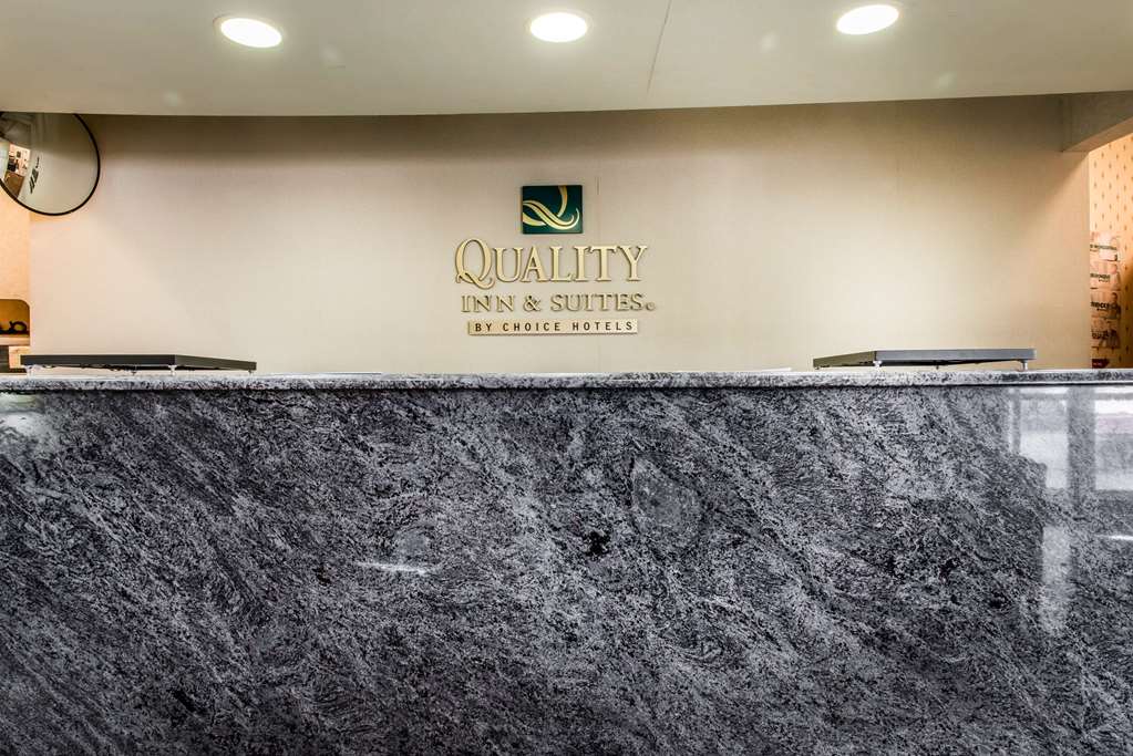 Quality Inn And Suites Fairview