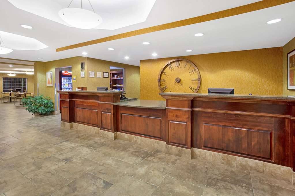 La Quinta Inn Suites Dickins