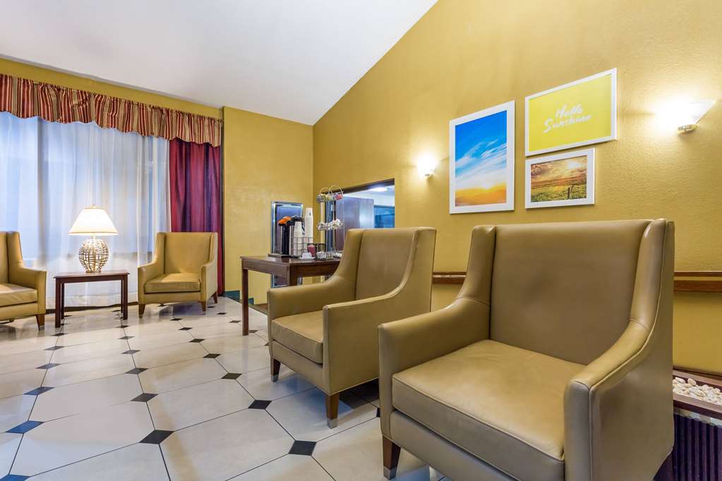 Days Inn And Suites Rocky Moun