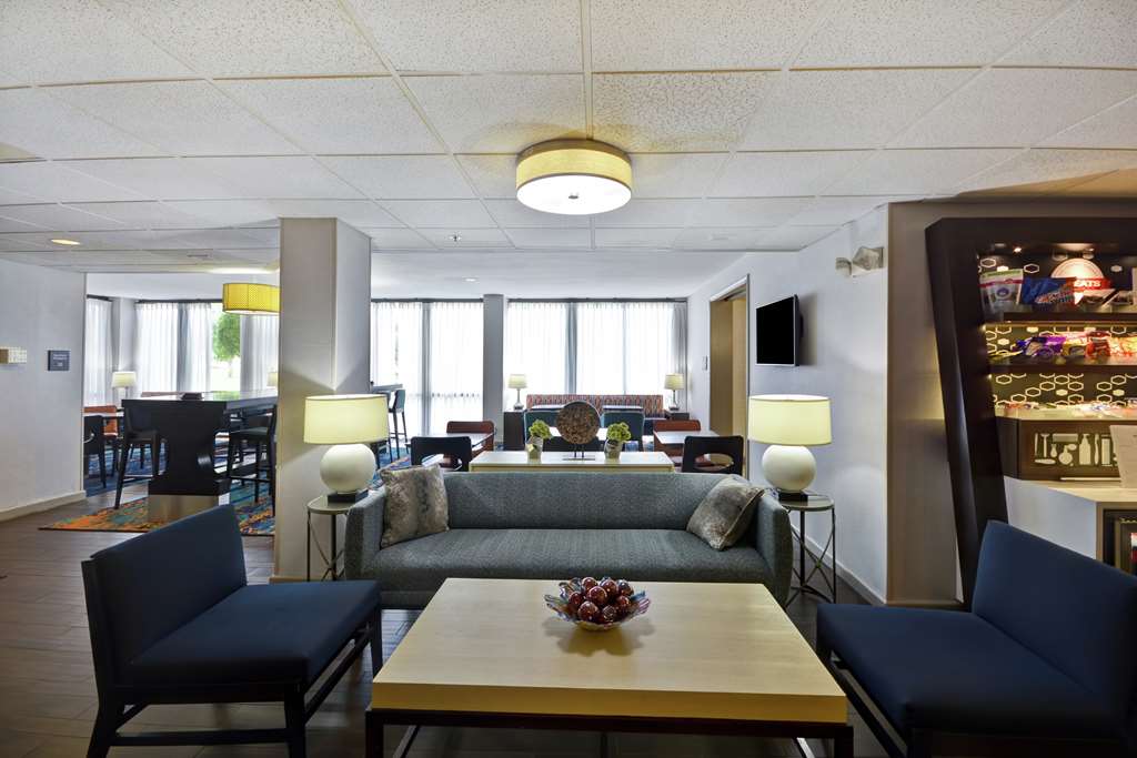 Hampton Inn Detroit Madison Heights