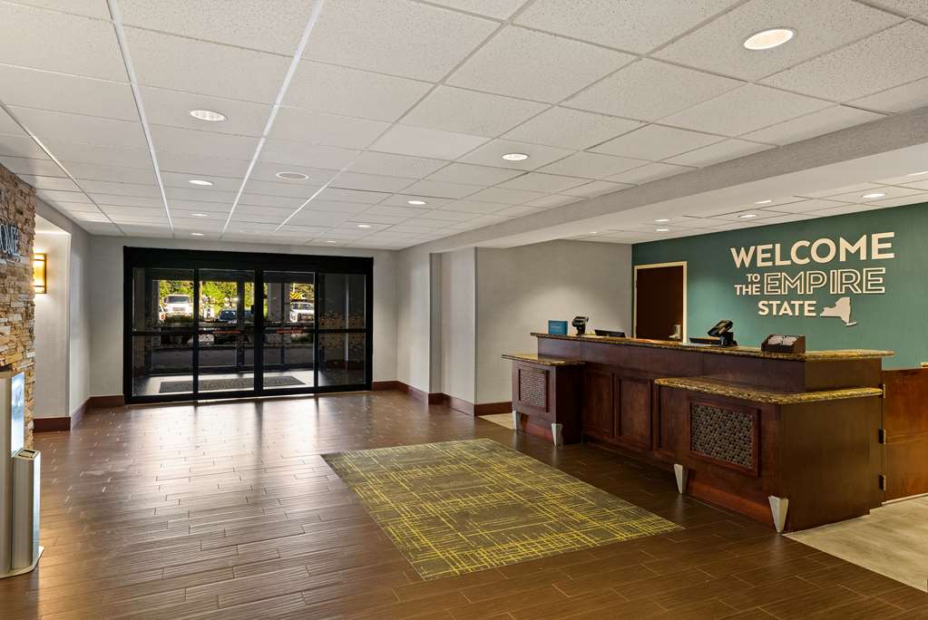 Hampton Inn & Suites Poughkeepsie, Ny