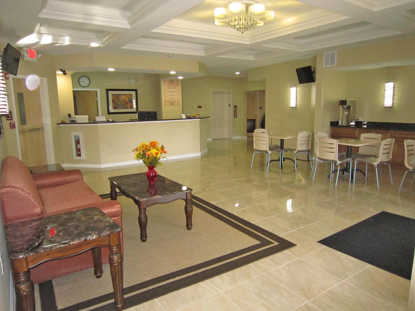 Red Carpet Inn And Suites