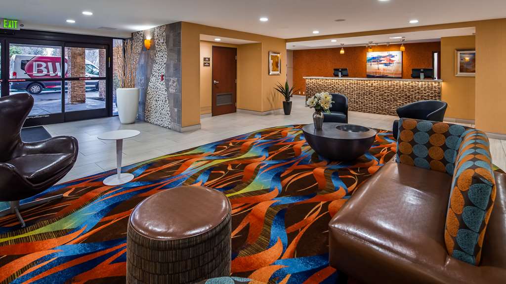 Best Western Plus Fresno Airport Hotel