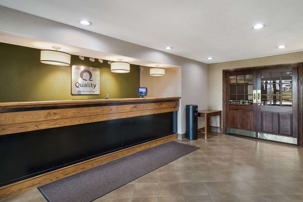 Quality Inn And Suites Garland - East Dallas
