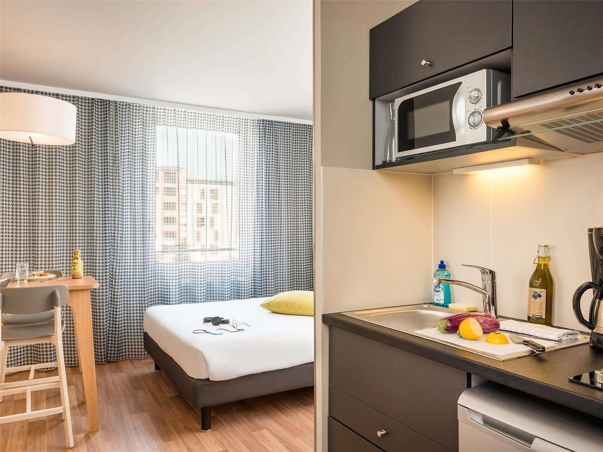 Aparthotel Adagio Access Paris Massy Gare Tgv