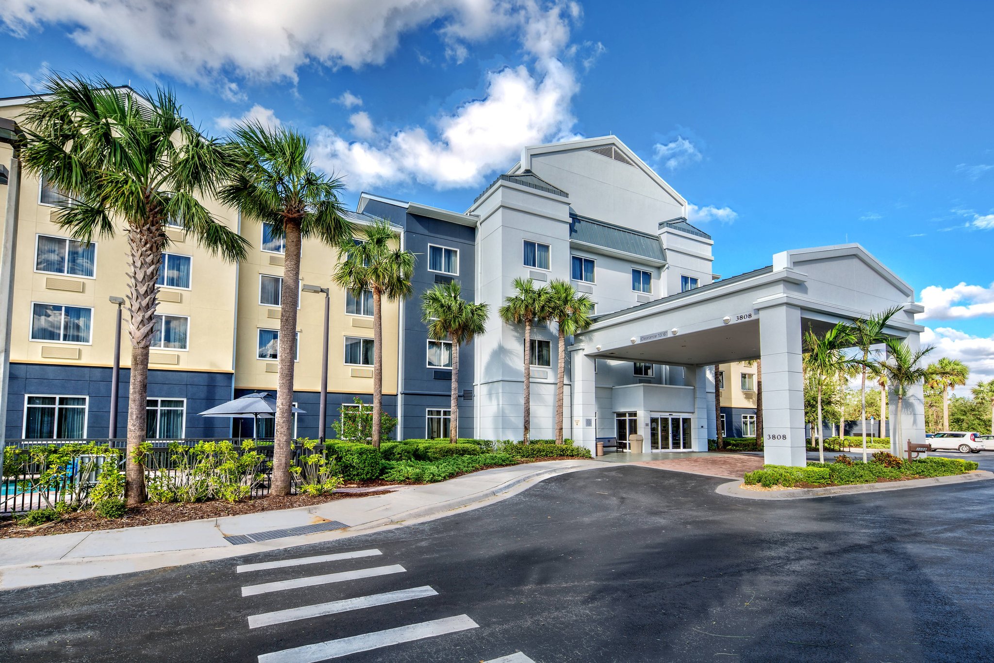Fairfield Inn And Suites By Marriott Naples