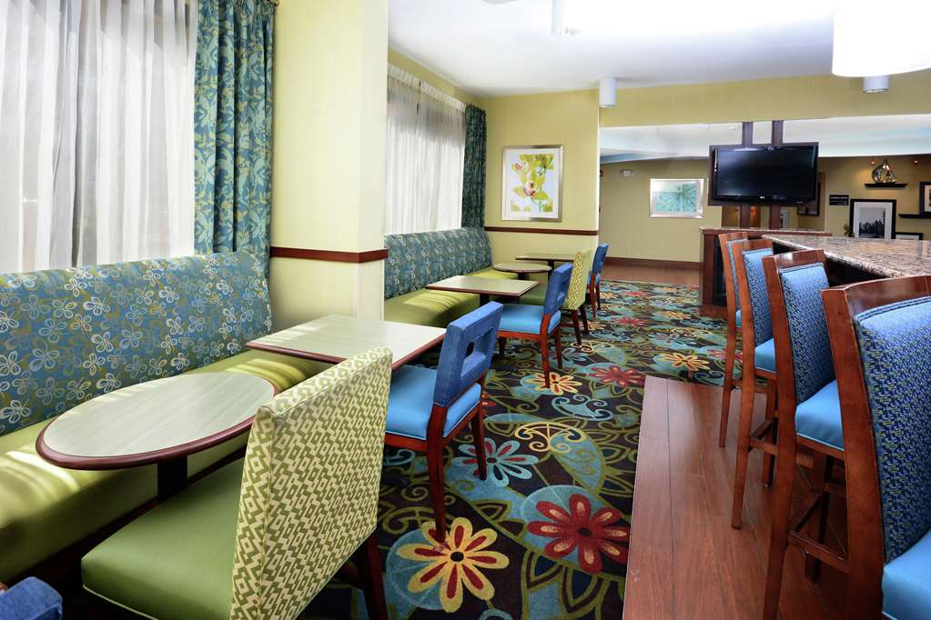 Hampton Inn Charlotte/cornelius/lake Norman