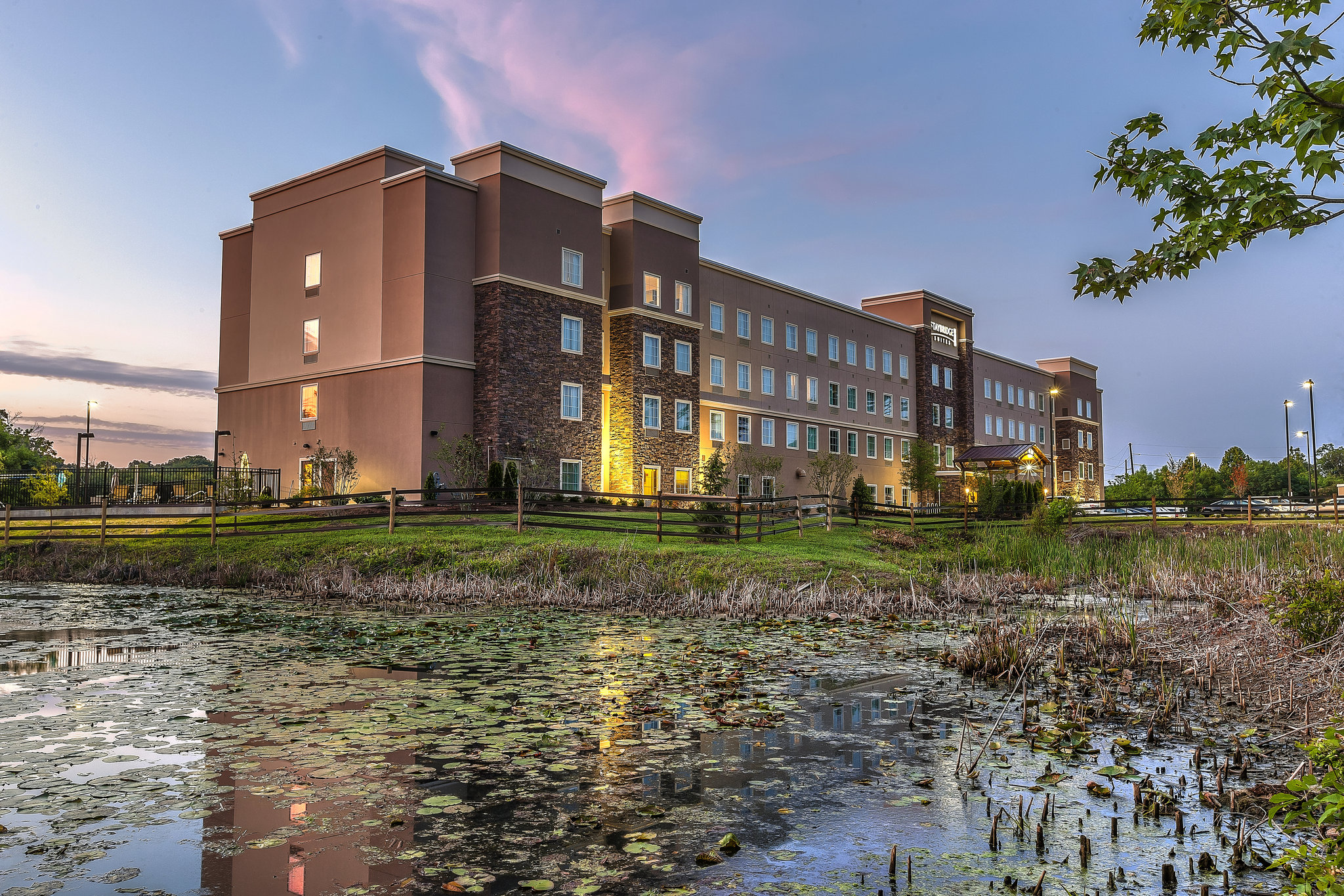 Staybridge Stes West