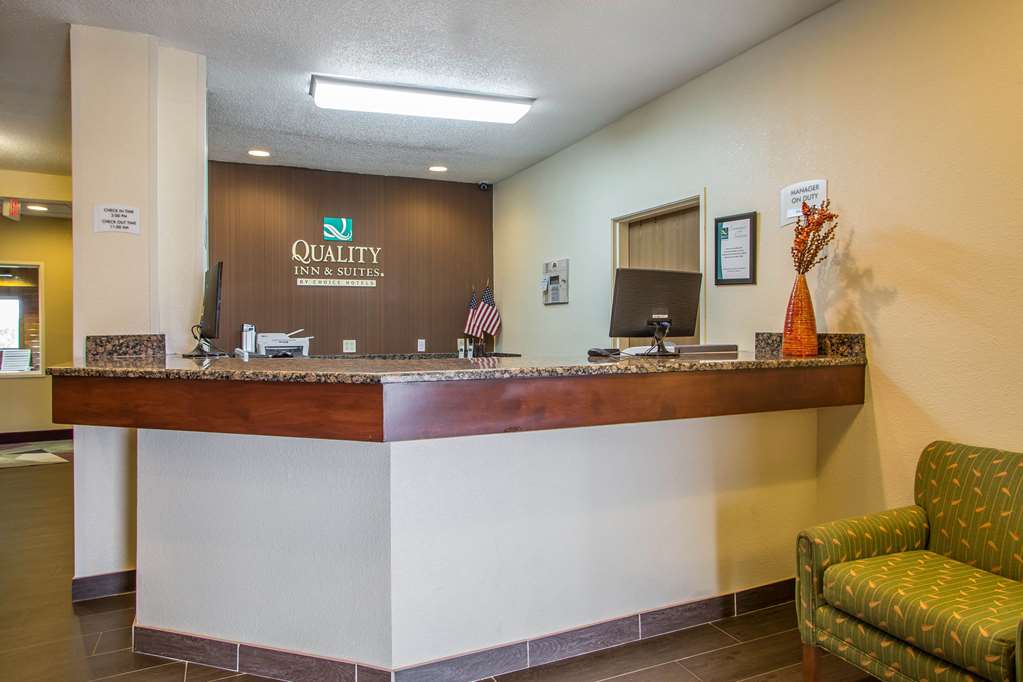 Quality Inn And Suites Bloomington I-55 And I-74
