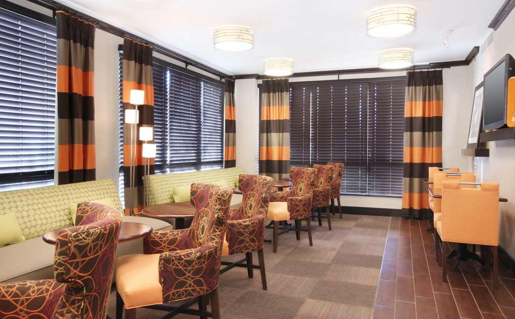 Hampton Inn Kansas City Overland Park