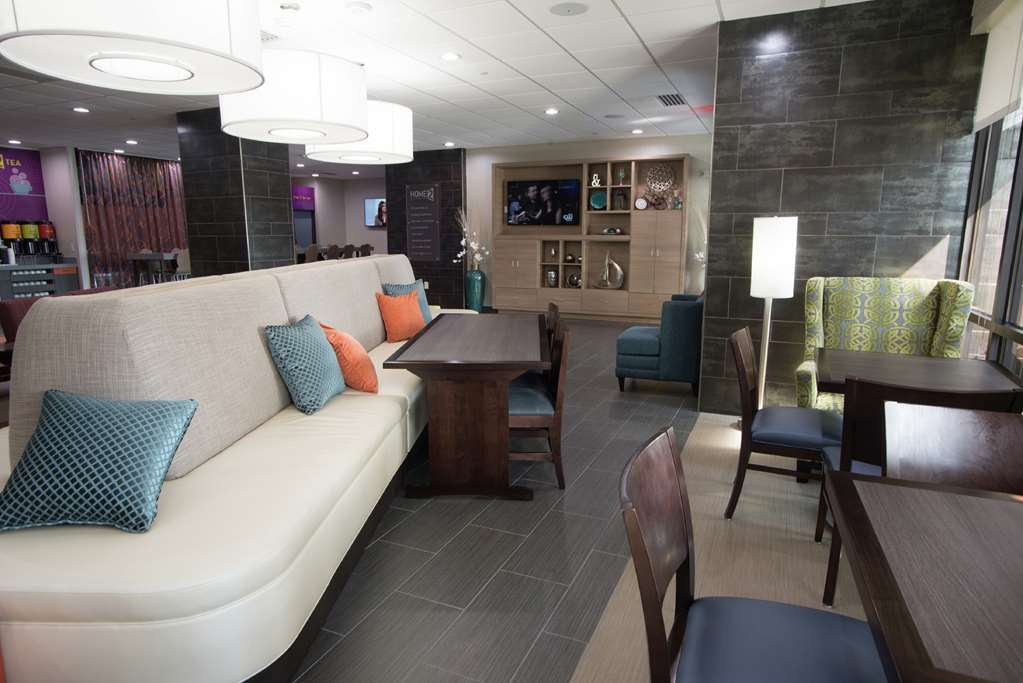 Home2 Suites Tulsa Hills