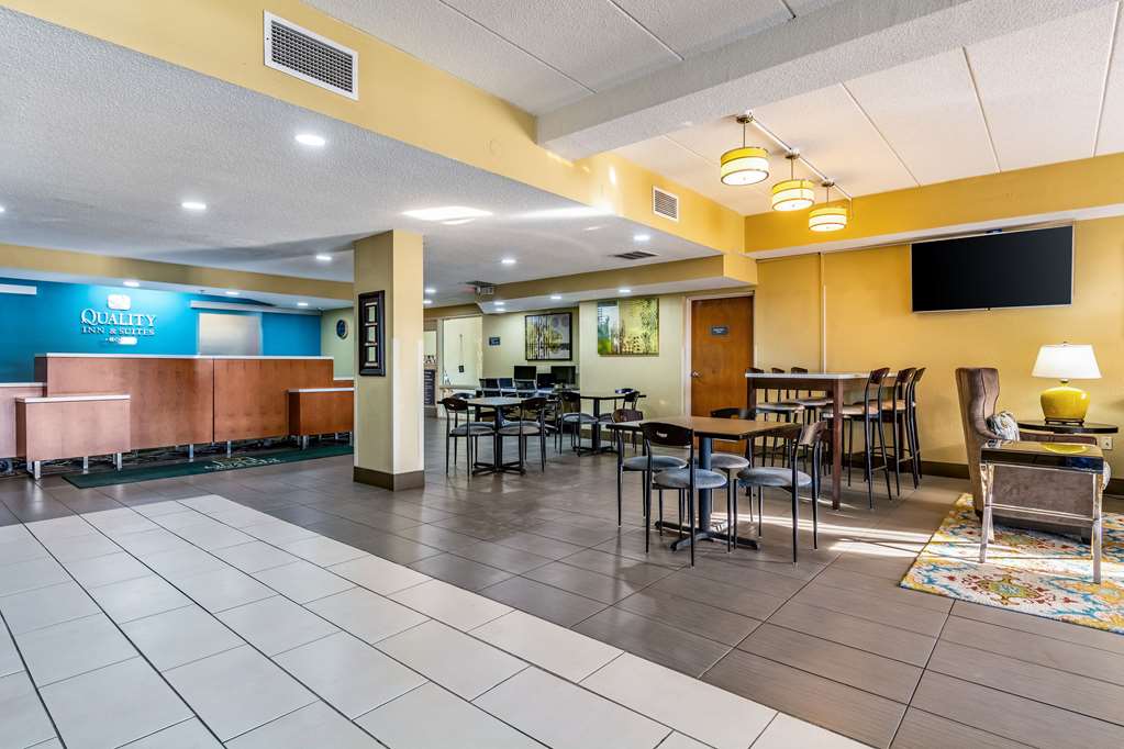 Quality Inn And Suites Southport