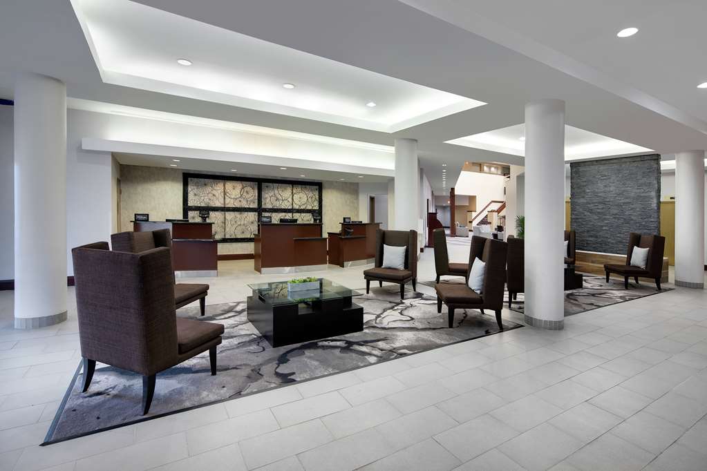 Embassy Suites Detroit - Troy/auburn Hills