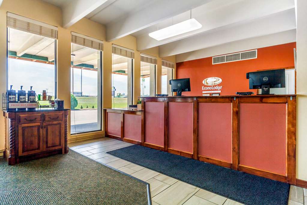 Econo Lodge Inn And Suites Brookings
