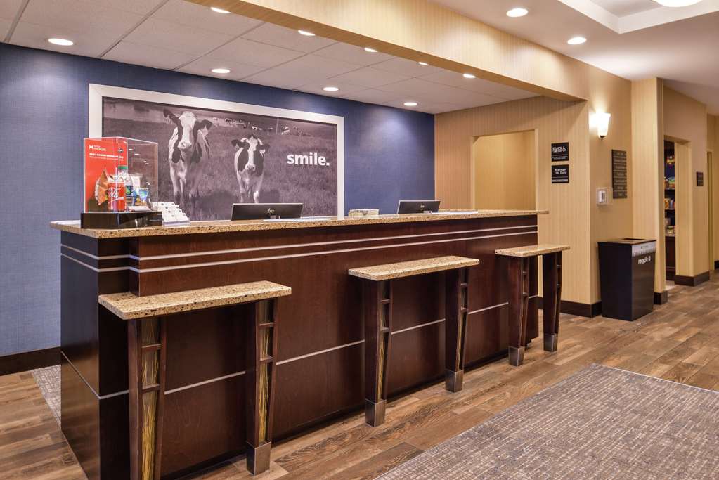 Hampton Inn Harrisonburg - South