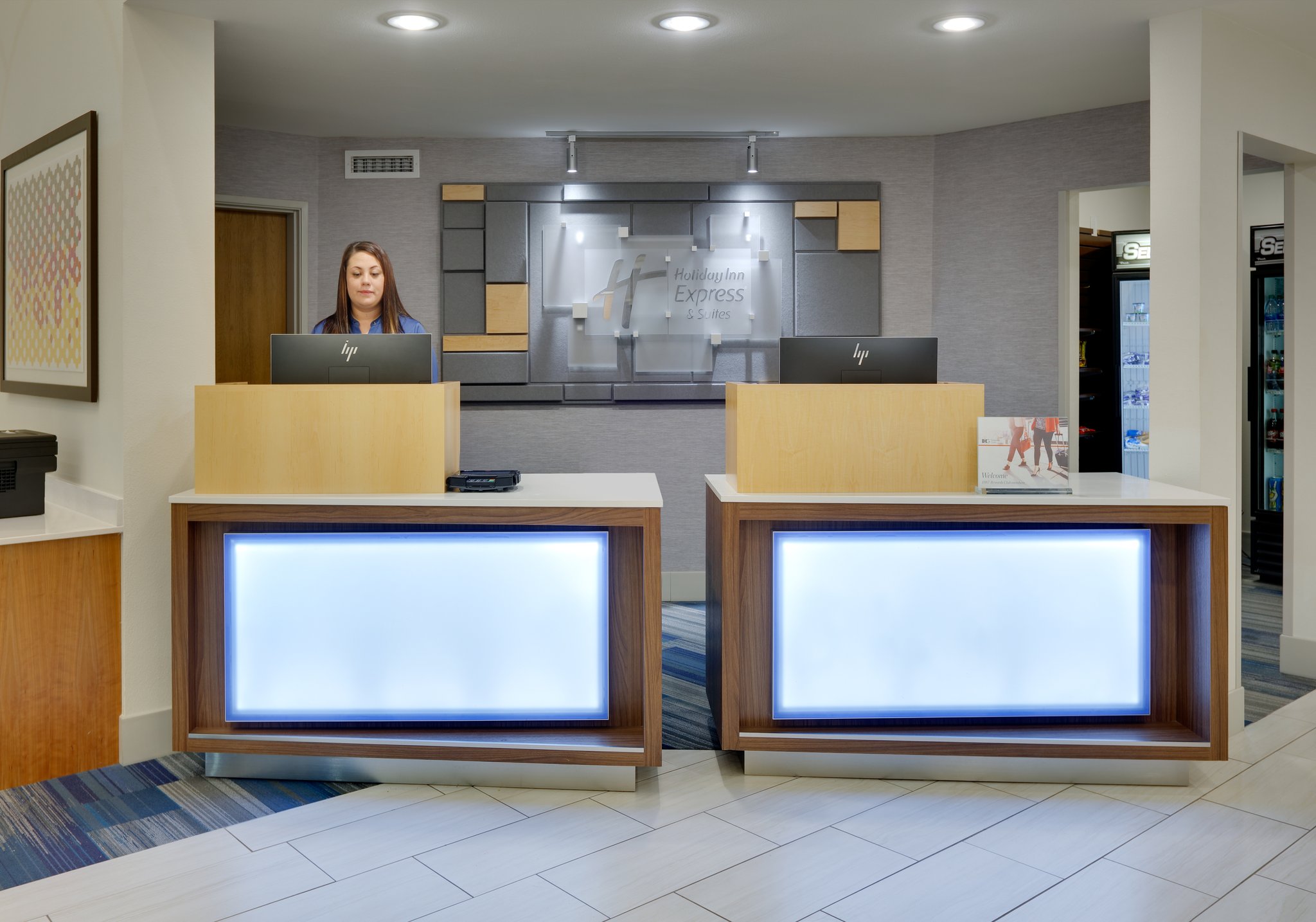 Holiday Inn Express And Suites Scottsbluff - Gering