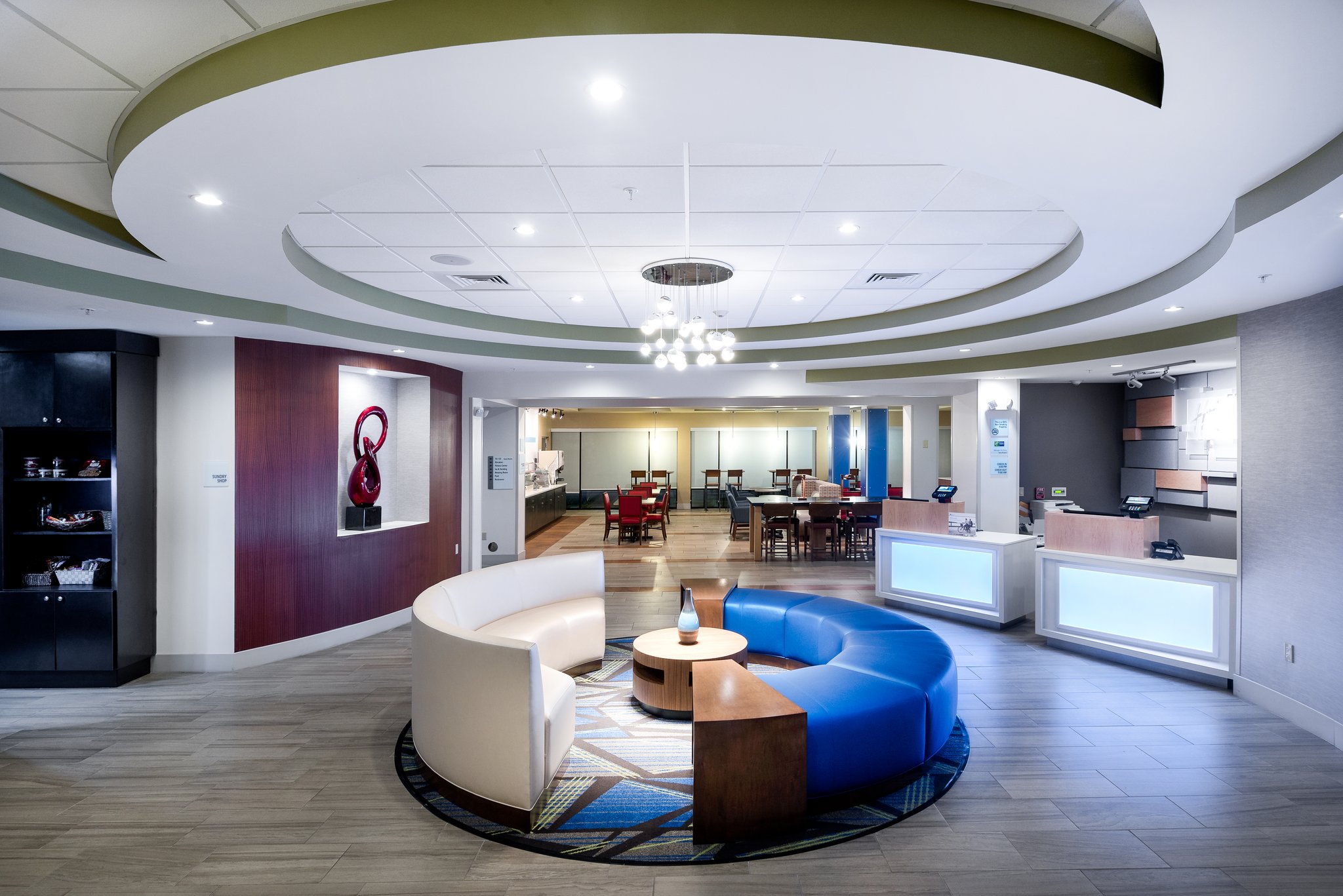 Holiday Inn Express And Suites Lakeland South