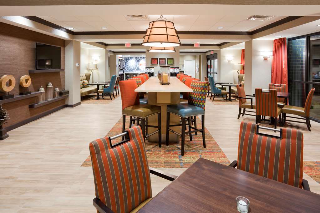 Hampton Inn-minneapolis-roseville