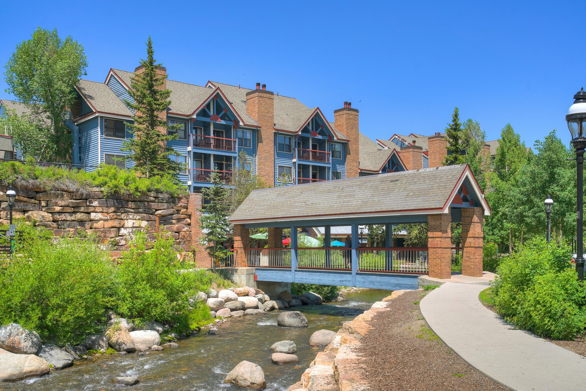 River Mountain Lodge