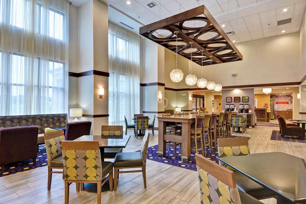 Hampton Inn Suites Ashland