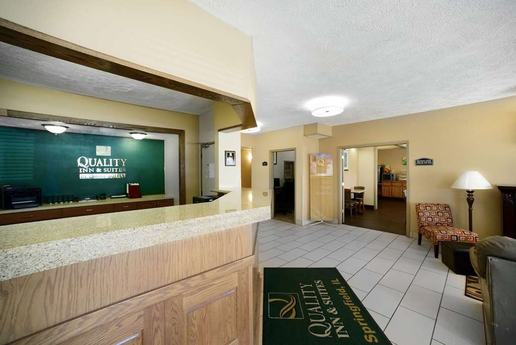Quality Inn And Suites Springfield Southwest Near I-72