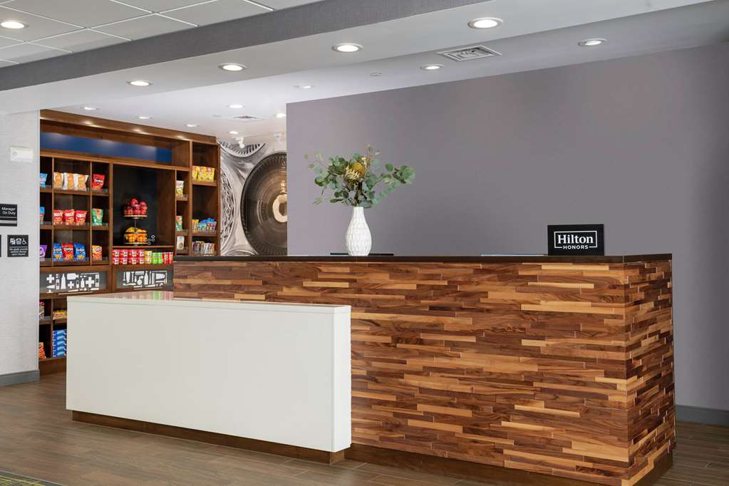 Hampton Inn And Suites Pittsburgh New Stanton Pa