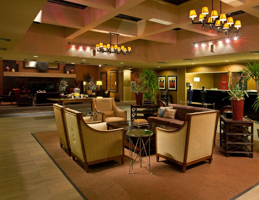 Doubletree By Hilton Hotel Pittsburgh - Meadow Lands
