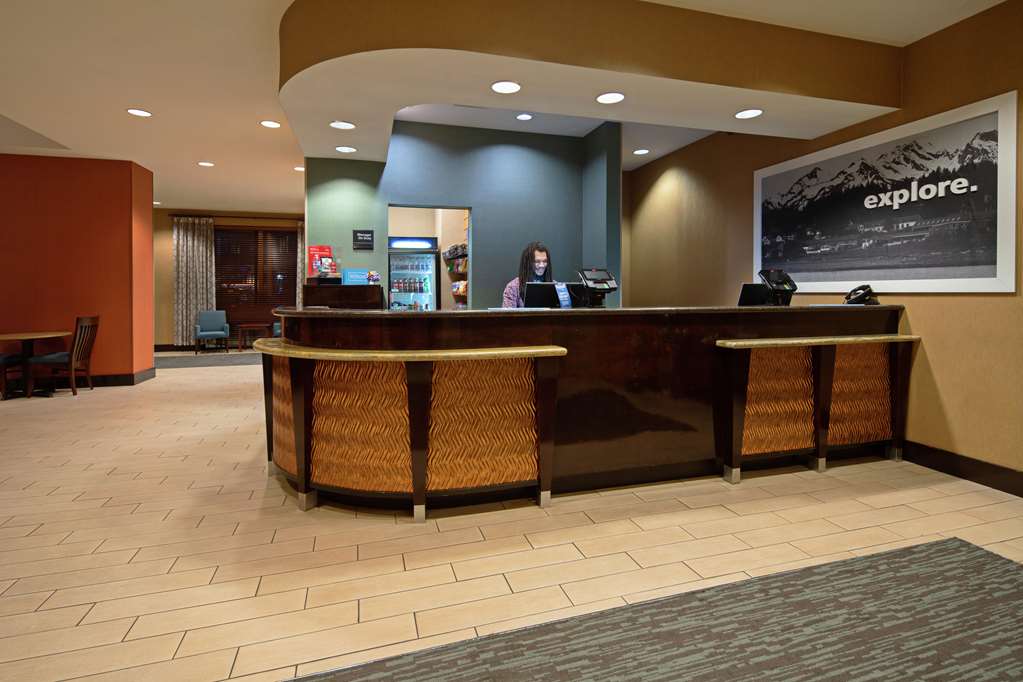 Hampton Inn & Suites Bremerton