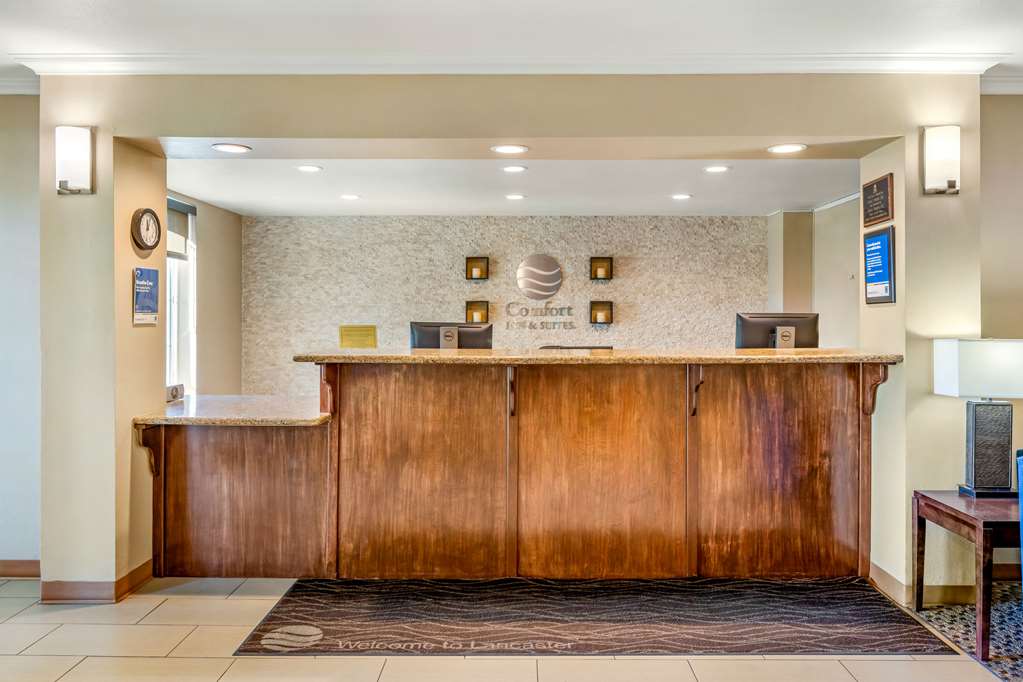 Comfort Inn And Suites Lancaster Antelope Valley