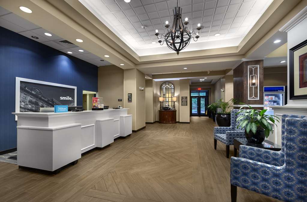 Hampton Inn Charlotte Belmont At Montcross, Nc