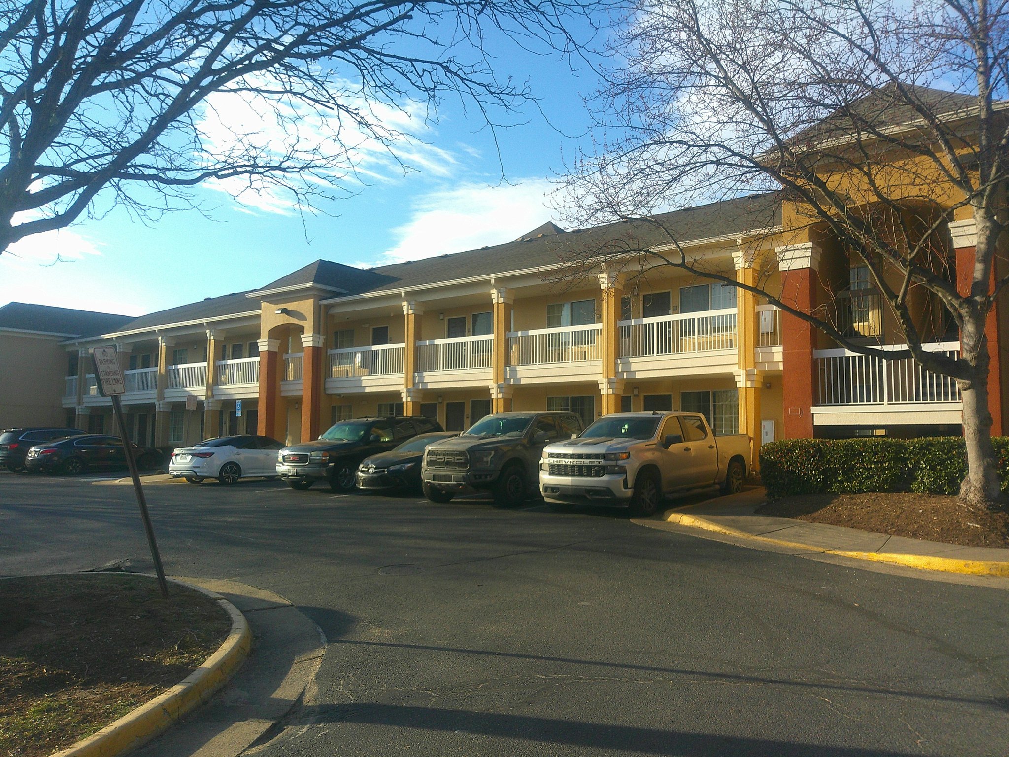 Hometowne Studios Chantilly