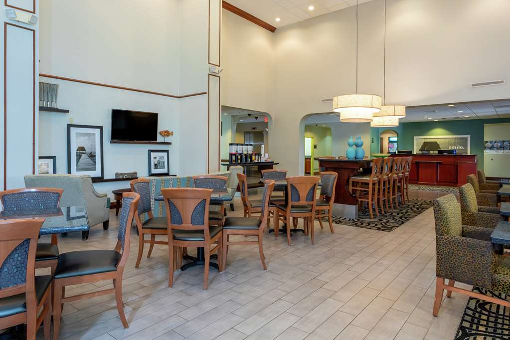 Hampton Inn And Suites Fort Pierce