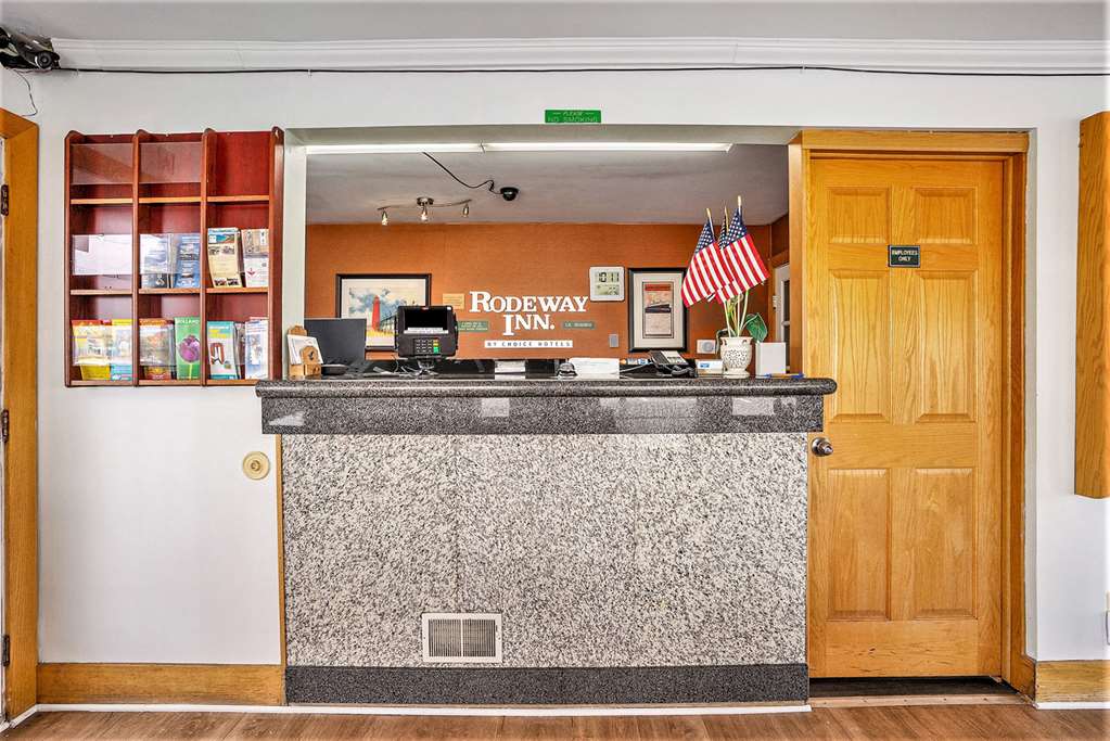 Rodeway Inn Grand Haven