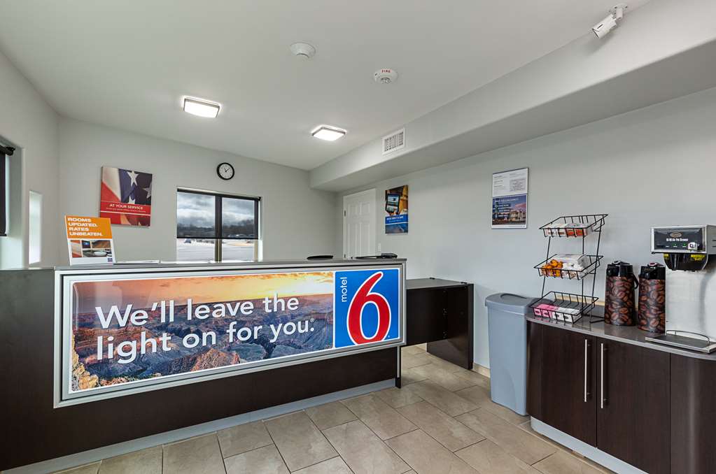 Motel 6 Show Low Az