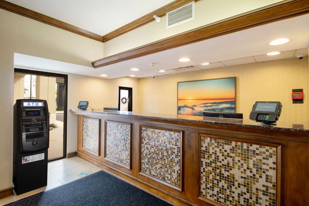 Econo Lodge Inn And Suites Foley-north Gulf Shores