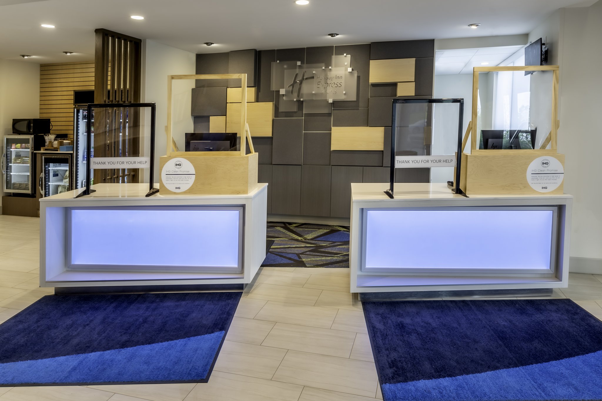 Holiday Inn Express And Suites Milwaukee -west Allis