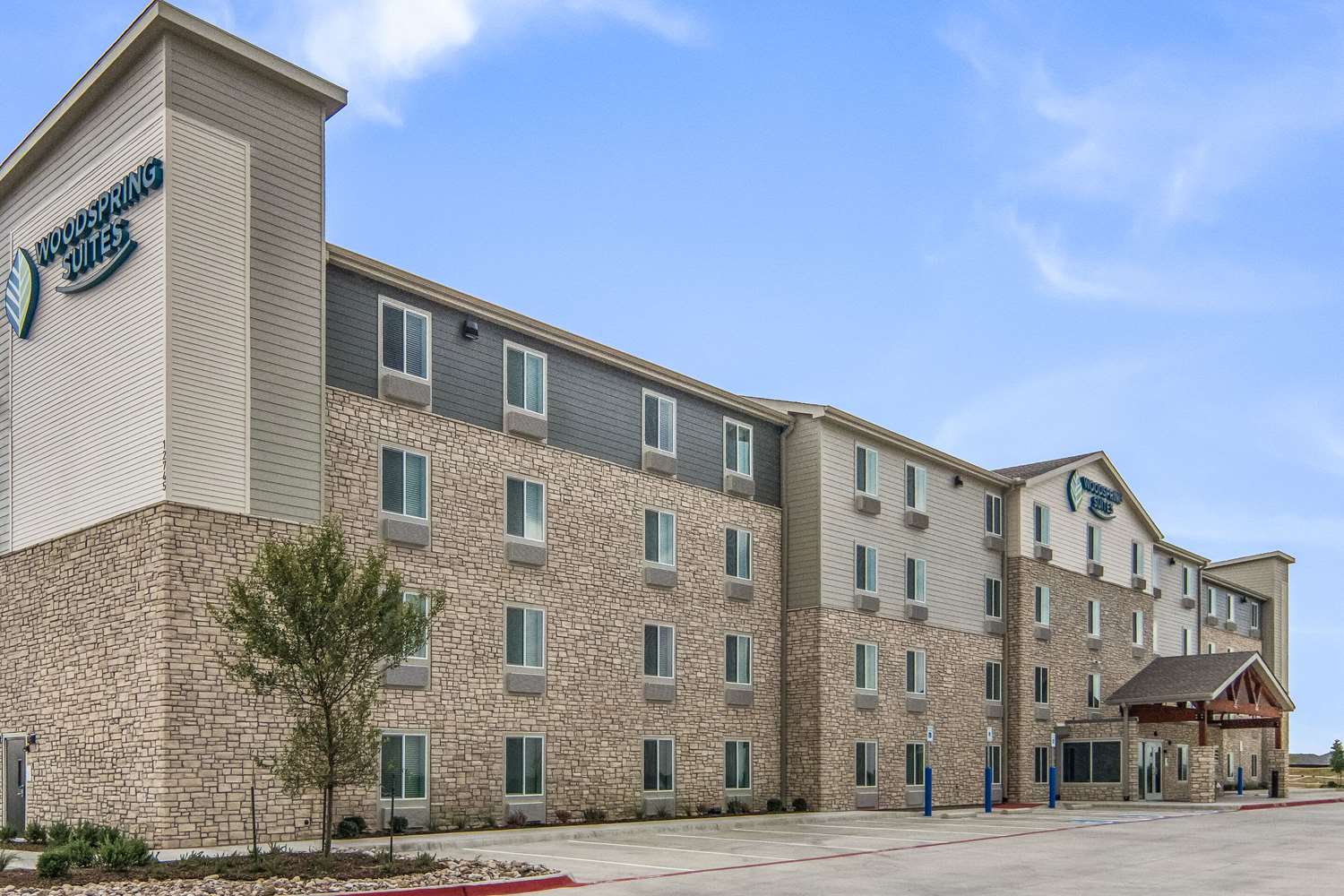 Woodspring Suites North Ft Worth Alliance Tx Speedway