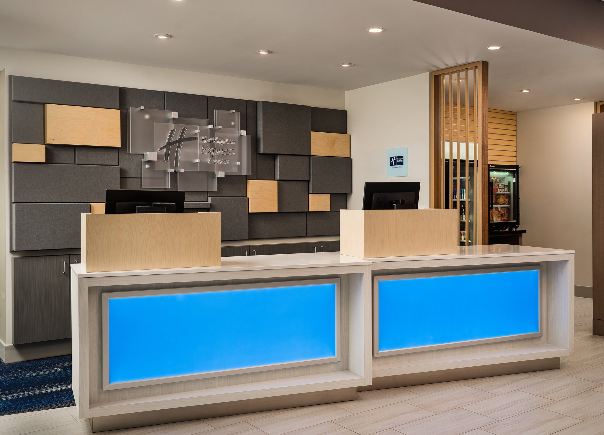 Holiday Inn Express And Suites Lockport