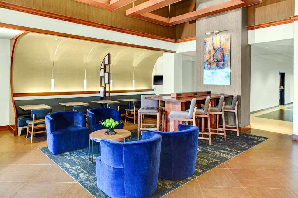 Oklahoma City Airport Hotel & Suites Meridian Avenue