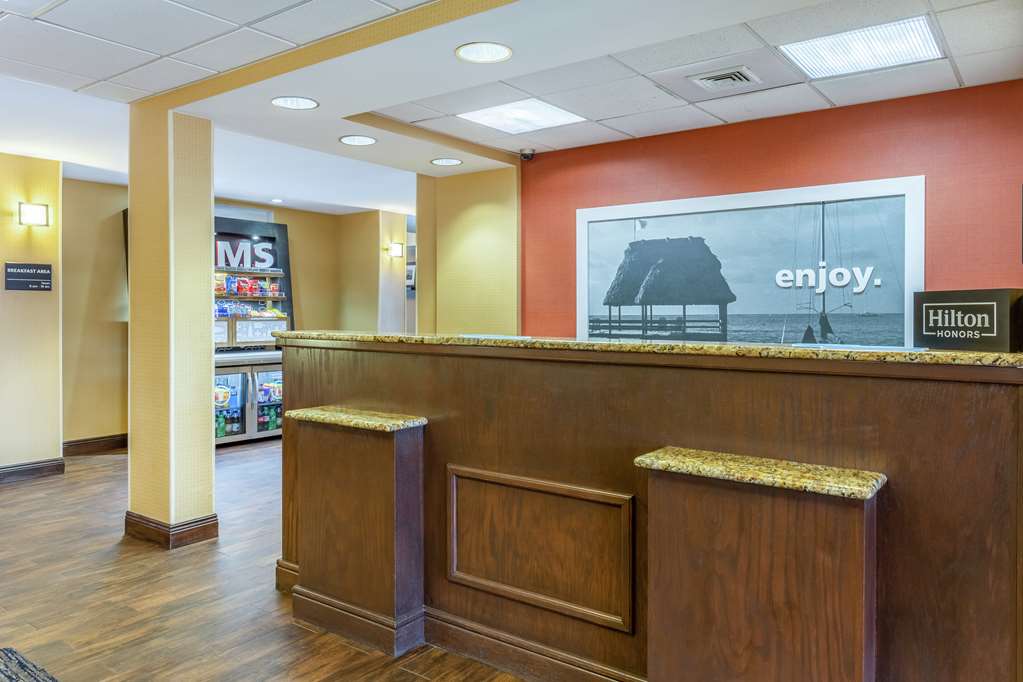 Hampton Inn Biloxi/ocean Springs