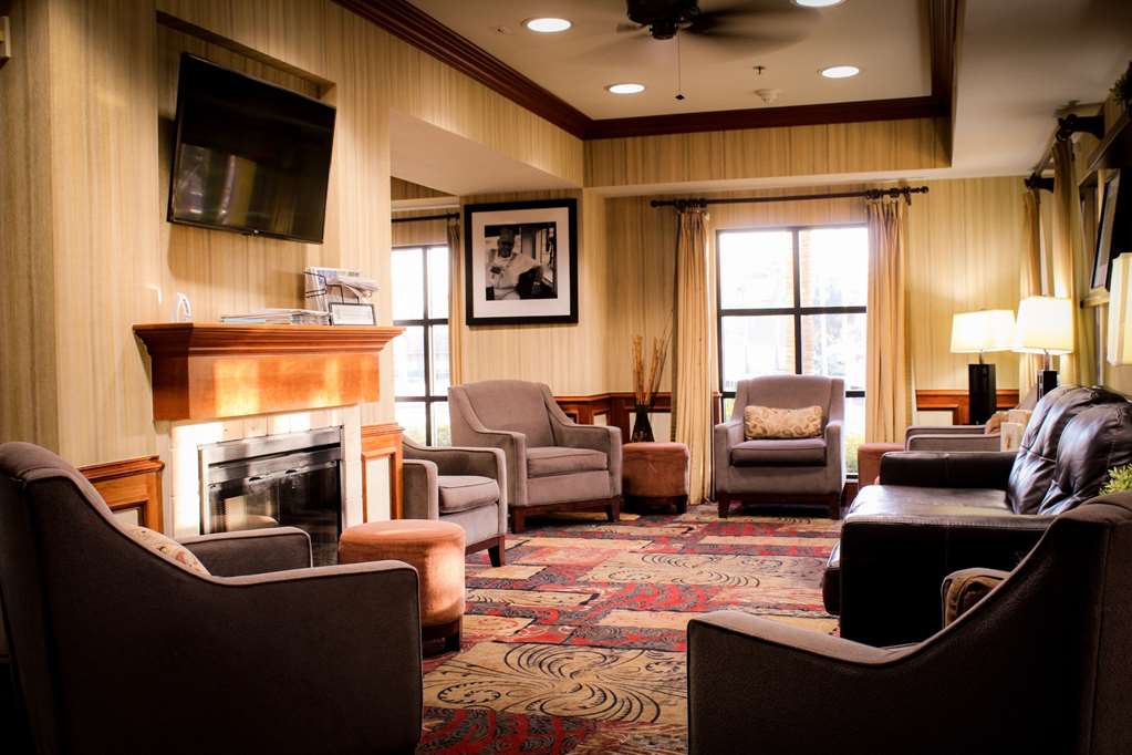 Best Western Plus Arrowhead Hotel And Suites