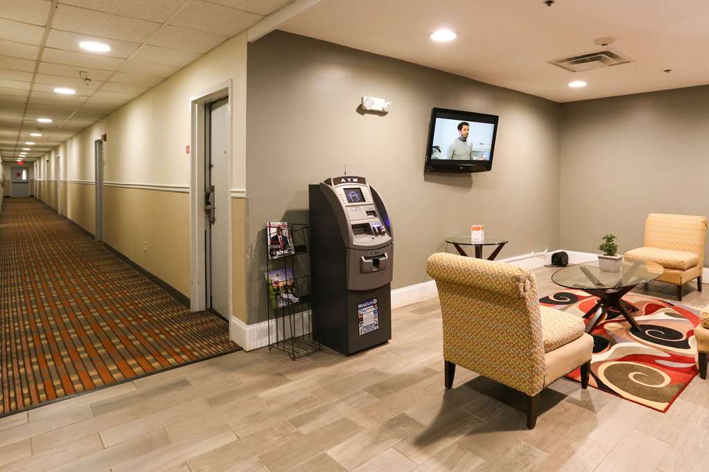 Econo Lodge Inn And Suites Greenville