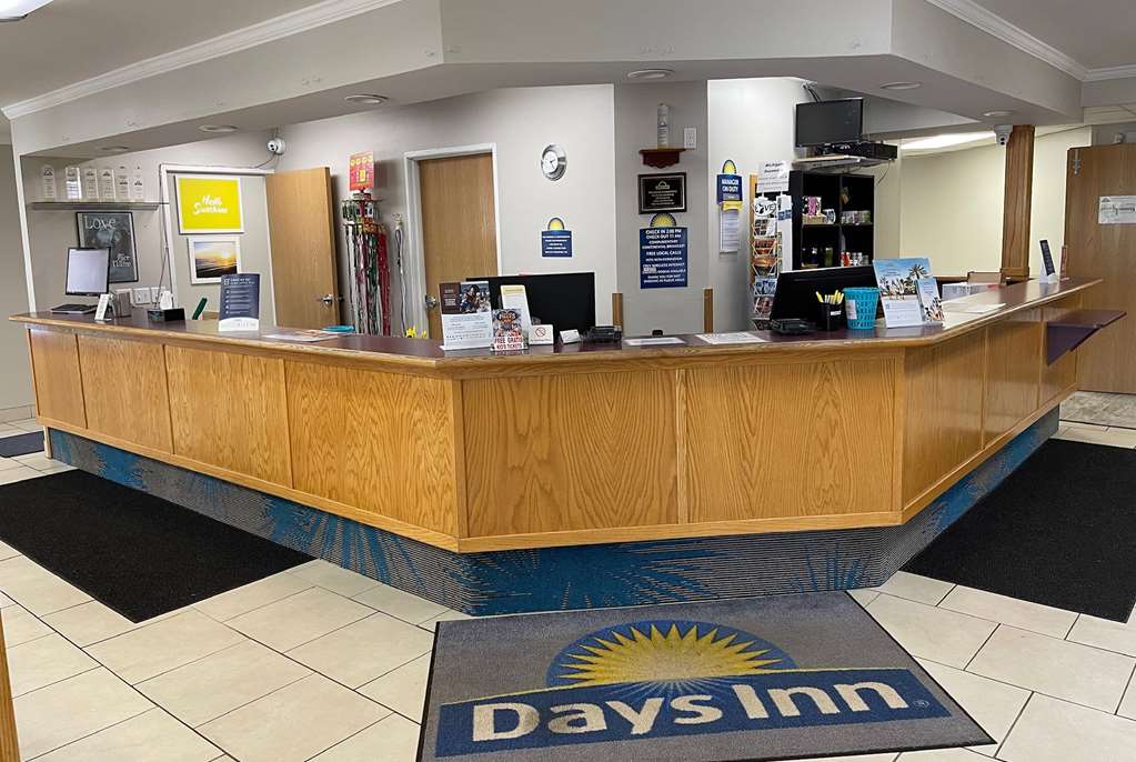 Days Inn Imlay City