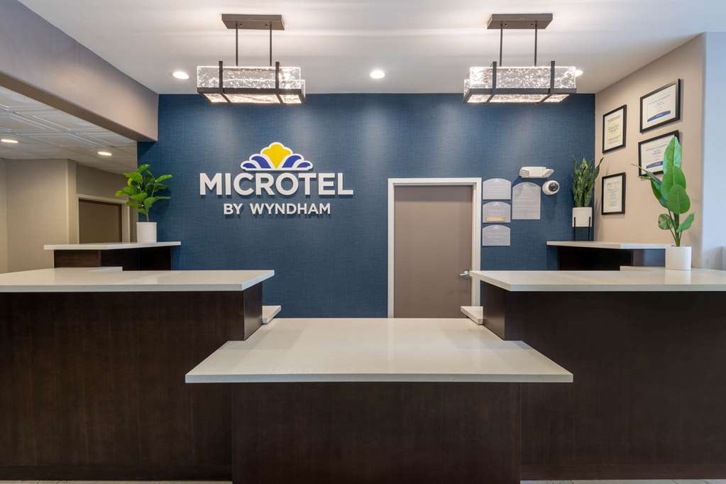 Microtel Tracy