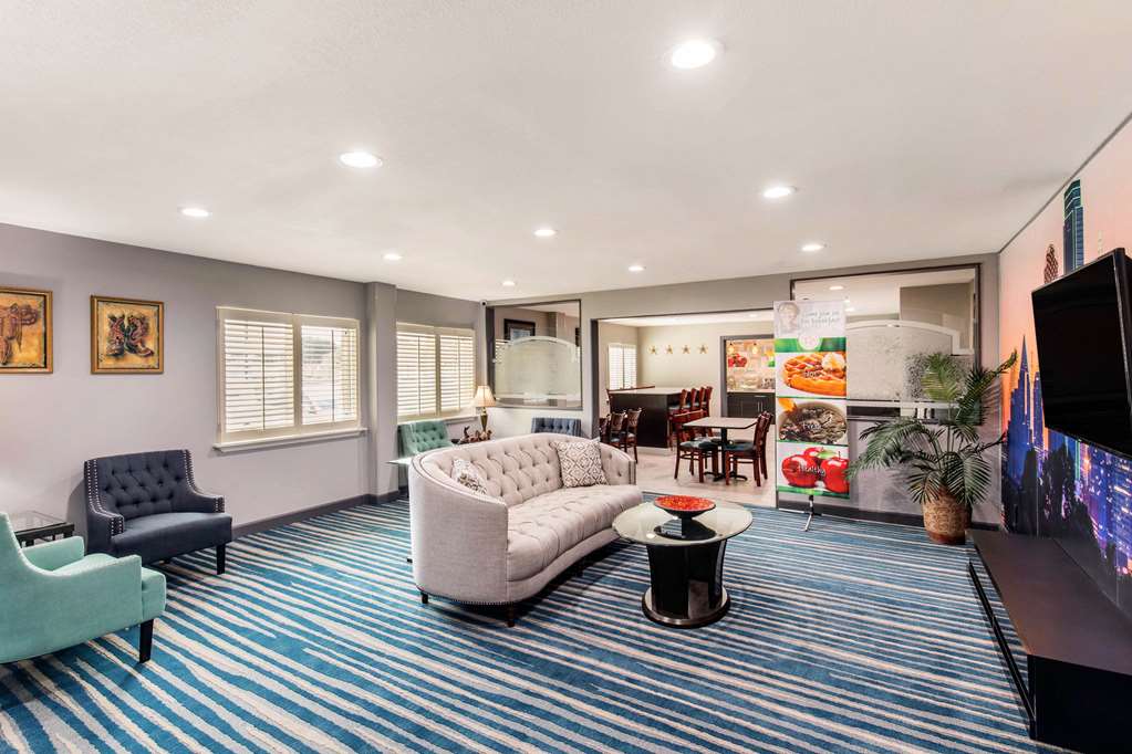 Quality Inn And Suites Plano East - Richardson