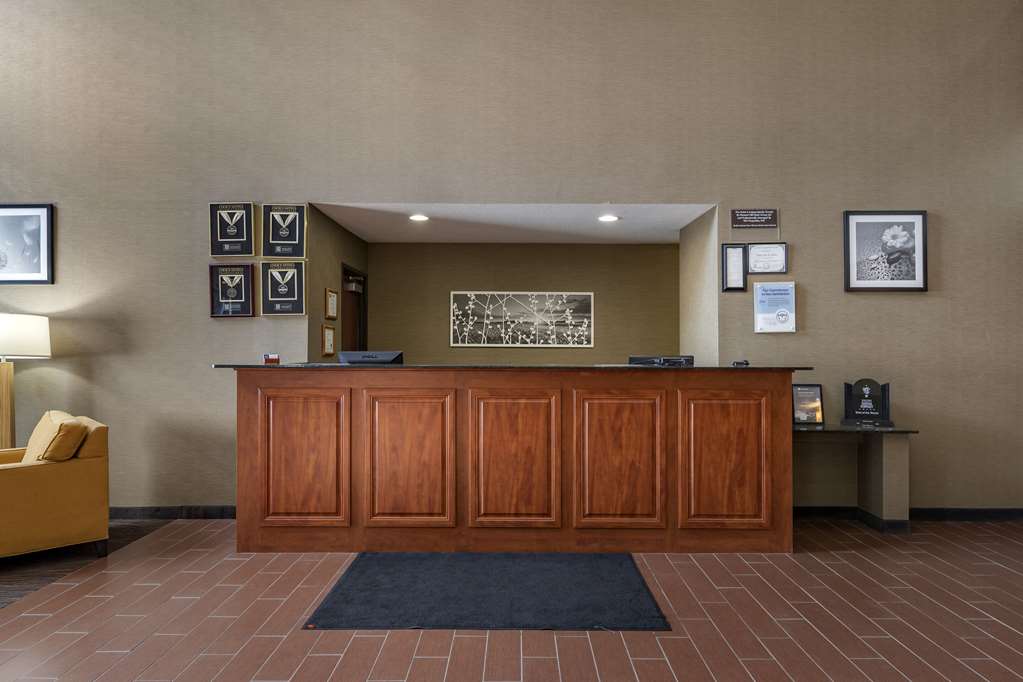 Sleep Inn And Suites Pleasant Hill  Des Moines