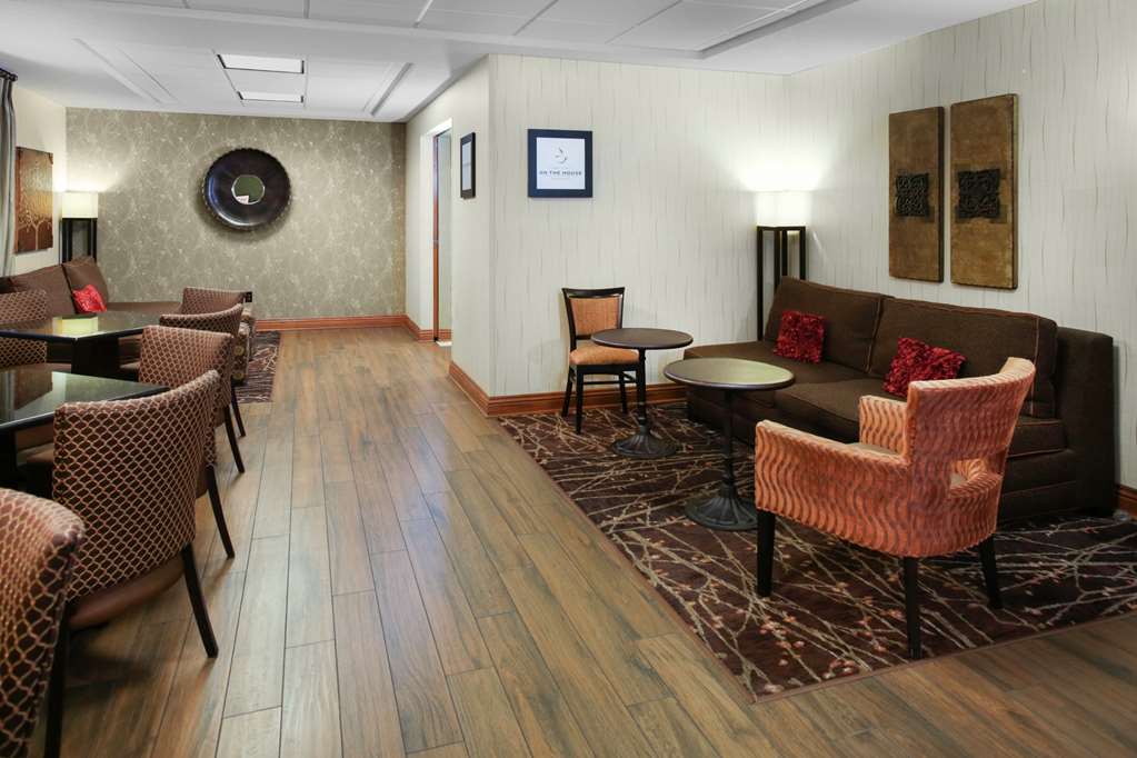 Hampton Inn Portage