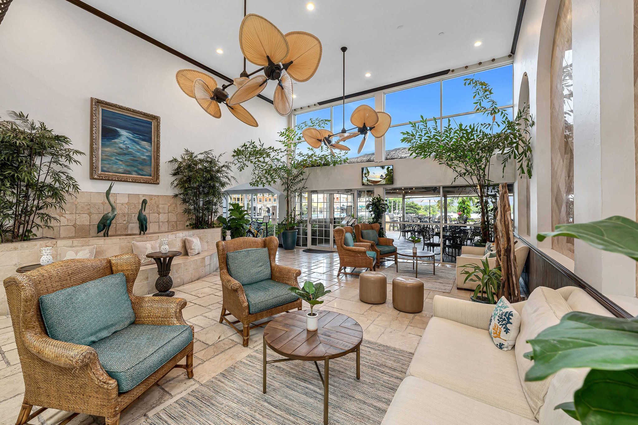 Bayfront Inn5th Ave