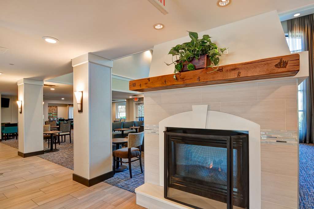 Homewood Suites By Hilton Aurora Naperville