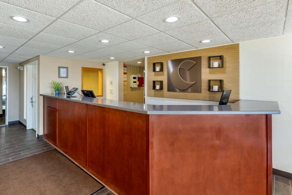 Comfort Inn And Suites Jackson - West Bend